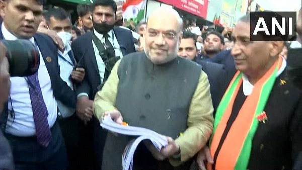 'Goonda raj' to return if Akhilesh forms govt in UP: Amit Shah