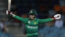 Balancing baby and batting, Bismah Maroof leads Pakistan's World Cup bid