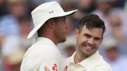 Anderson, Broad can play for England again, says Strauss