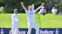 Henry savours 'surreal' 7-wicket haul in NZ great Hadlee's presence