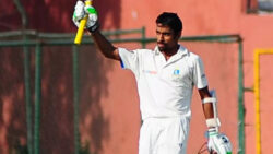 Ranji Trophy: Easwaran keeps Bengal's victory hopes alive