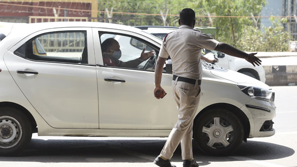 Wearing masks not mandatory in private cars in Delhi from Monday