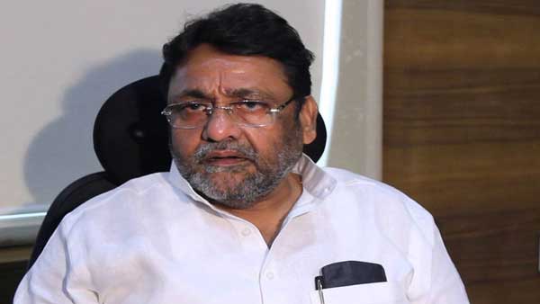 ED questions Nawab Malik in money laundering case