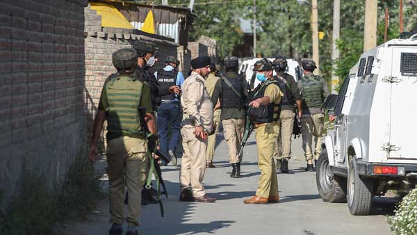 Terrorists target yet another police officer in J&K