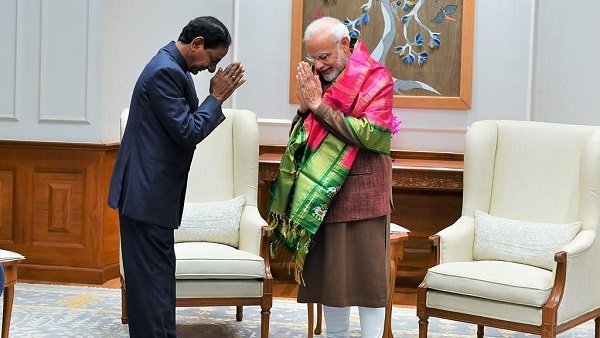 Telangana CM KCR skips PM Modi reception at airport