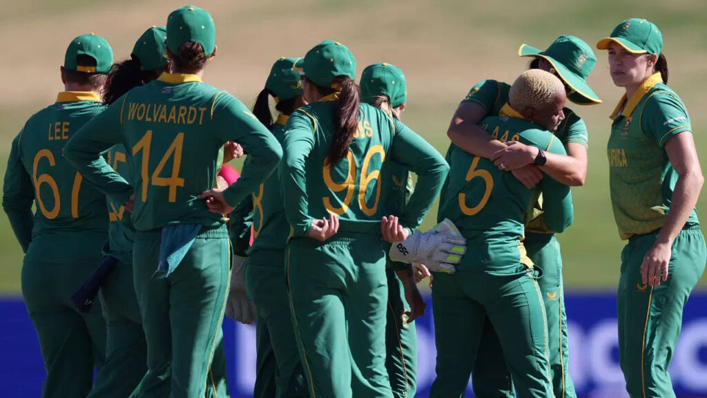 Women's World Cup: South Africa beat England for hat-trick of wins