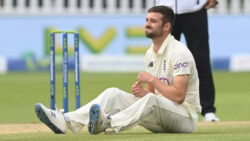 Mark Wood out of IPL 2022 due to injury