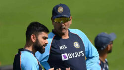 Virat Kohli took a smart decision to relinquish captaincy: Ravi Shastri