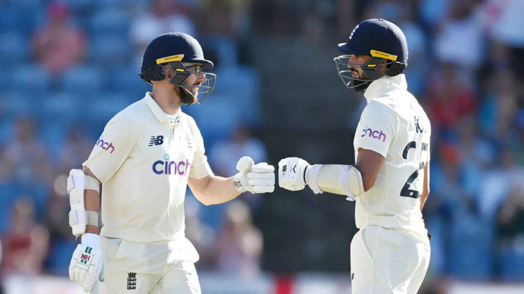 3rd Test: ENG recover with defiant 10th-wicket stand vs WI