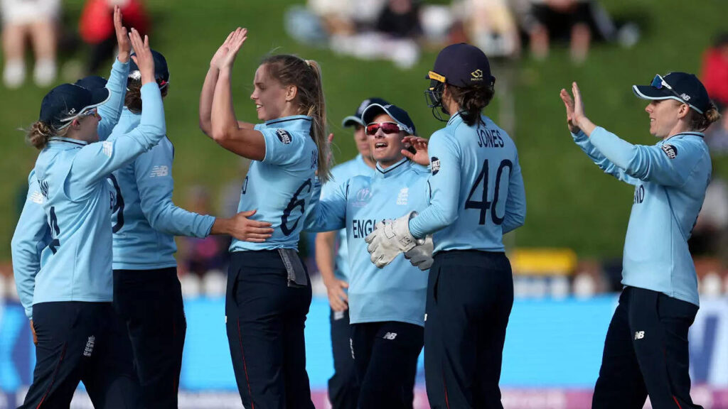 Women's WC: Resurgent England crush Bangladesh to make semis