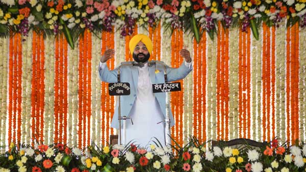 The significance of the turban Bhagwant Mann wore at his swearing-in-ceremony