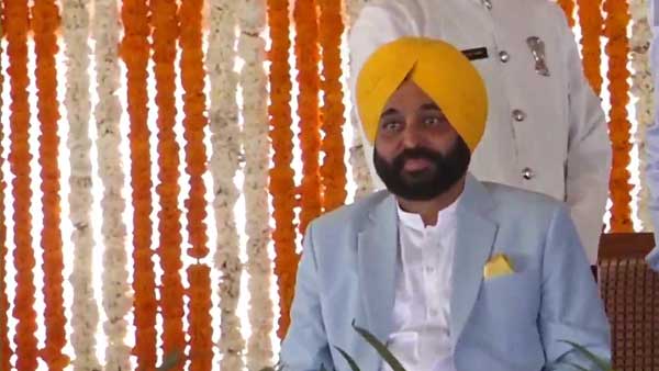 How Bhagwant Mann’s swearing-in-ceremony united a father and son