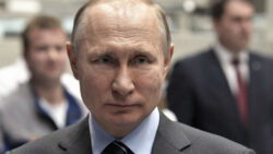 Ukraine crisis: Russian forces seize key Ukrainian port, pressure others