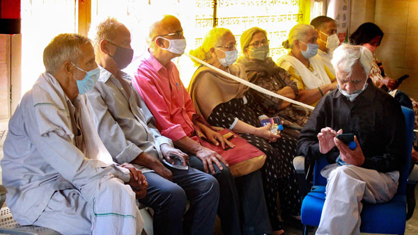 Will senior citizens get concessions in train fare? Here's what Railway Minister says