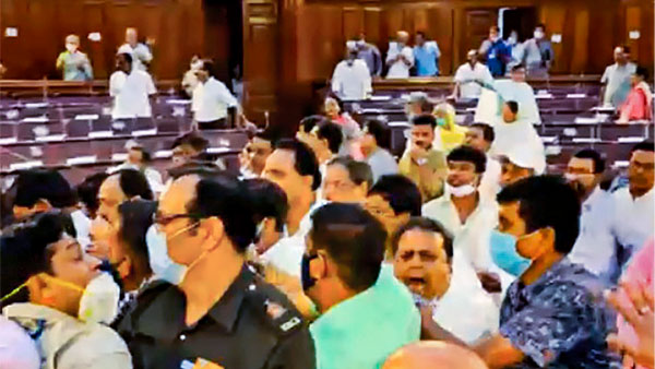Exchange of fisticuffs at Bengal Assembly: A look at other well-known episodes of fracas in other states