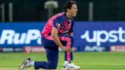 Nathan Coulter-Nile ruled out of IPL due to side strain