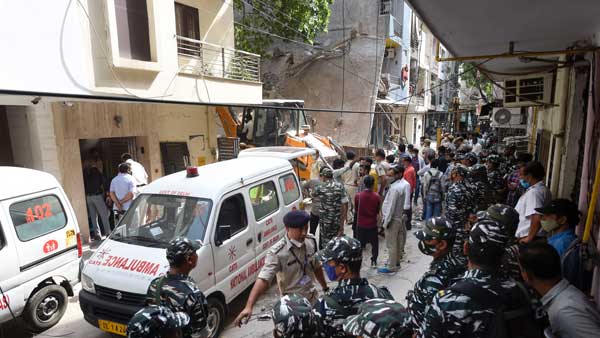 5 labourers feared trapped as under-construction building collapses in Delhi's Satya Niketan