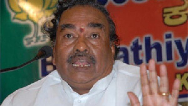 Death note is false propaganda, won't resign: Eshwarappa on contractors death case