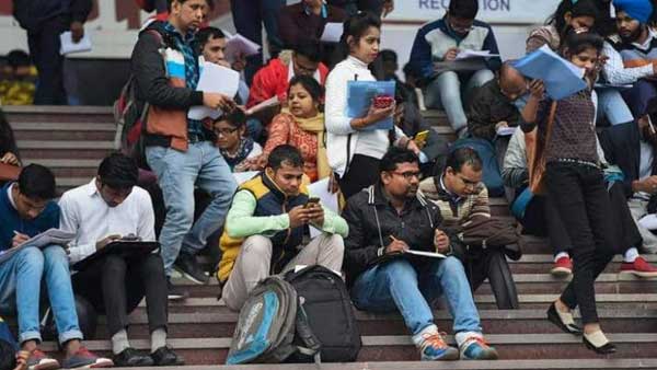 Unemployment rate decreasing in India: CMIE