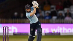 Knight, Ecclestone among 12 foreigners for Women's T20 Challenge