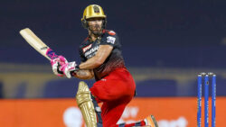 IPL Live Score: Hyderabad look to arrest slide, face Bangalore