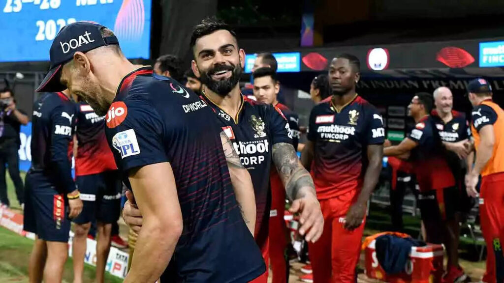 Royal Challengers Bangalore beat Gujarat Titans to stay in contention