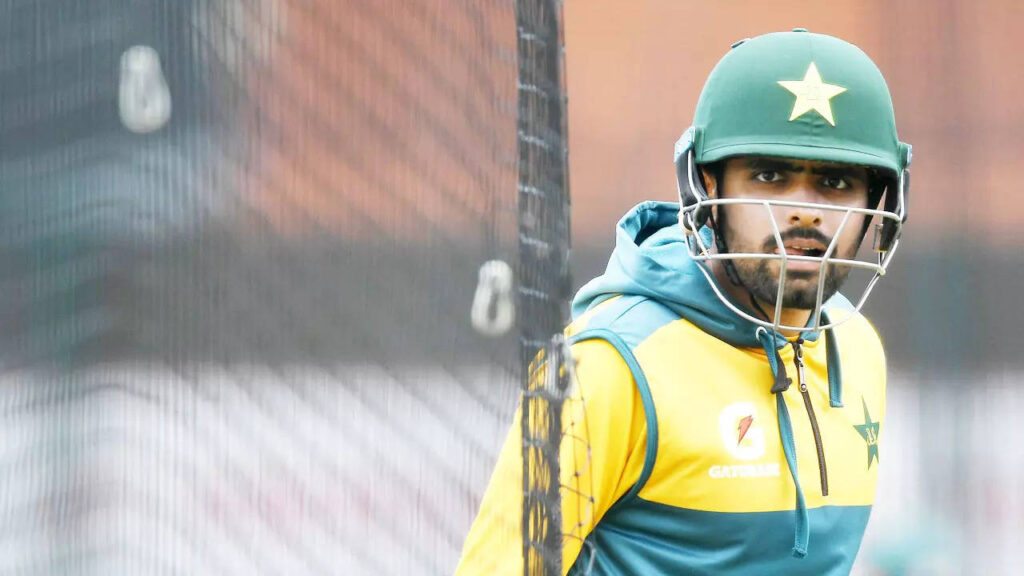 Babar Azam can become World No. 1 batter: Dinesh Karthik