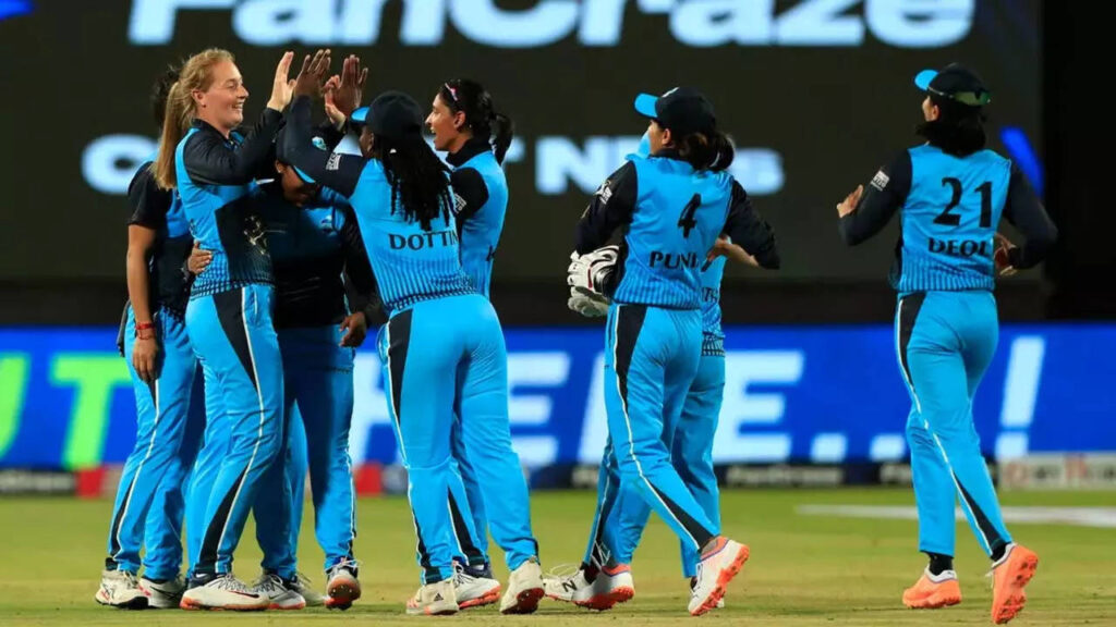 Supernovas beat Velocity by 4 runs to win Women's T20 Challenge