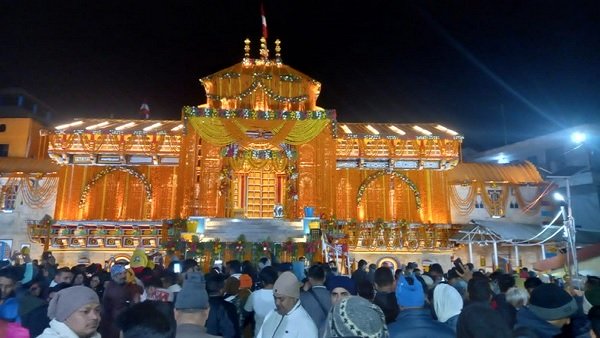 Sacred portals of Badrinath Temple open for devotees today