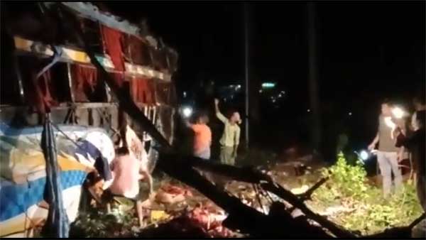 6 Bengal tourists killed, 40 injured in road mishap at Odisha's Ganjam; PM Modi, Mamata offer condolence