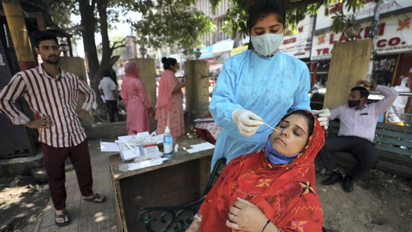 India reports 2,828 fresh Covid-19 infections: See top 5 states with highest daily cases