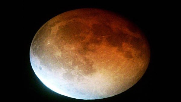 Blood Moon total lunar eclipse 2022 full guide! What time does it begin and end?