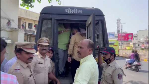 Loudspeaker row: MNS workers detained outside the Raj Thackeray's Mumbai home; 9 held in Pune