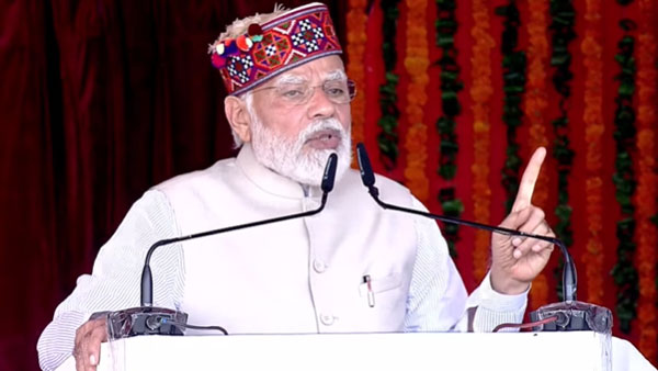 In Shimla, PM Modi slams UPA's 'Mai Baap Sarkar'; calls himself 'Pradhan Sevak' of People