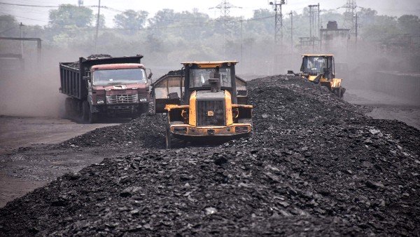 Meeting underway on power crisis after some states face irregular coal supply