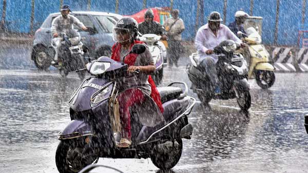 Thunderstorm, rain lash Delhi-NCR; flight operations hit