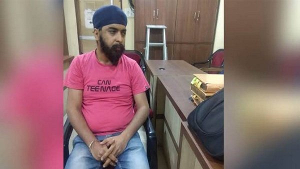 Punjab Police taking Tajinder Bagga stopped by Haryana cops, while Delhi Police file kidnapping case