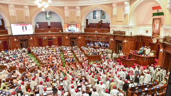 Day 1 of UP budget session sees protests by SP; Yogi Adityanath says govt ready to discuss any issue