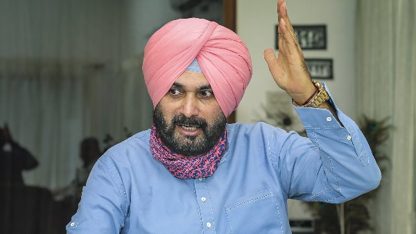 Ideological differences but...: Navjot Sidhu backs BJP's Tajinder Bagga