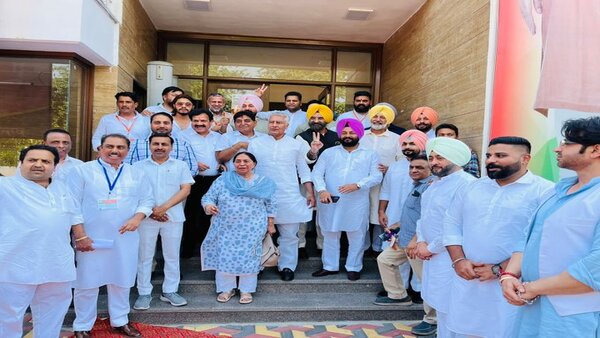 Setback for Congress, 4 senior Punjab Congress leaders join BJP