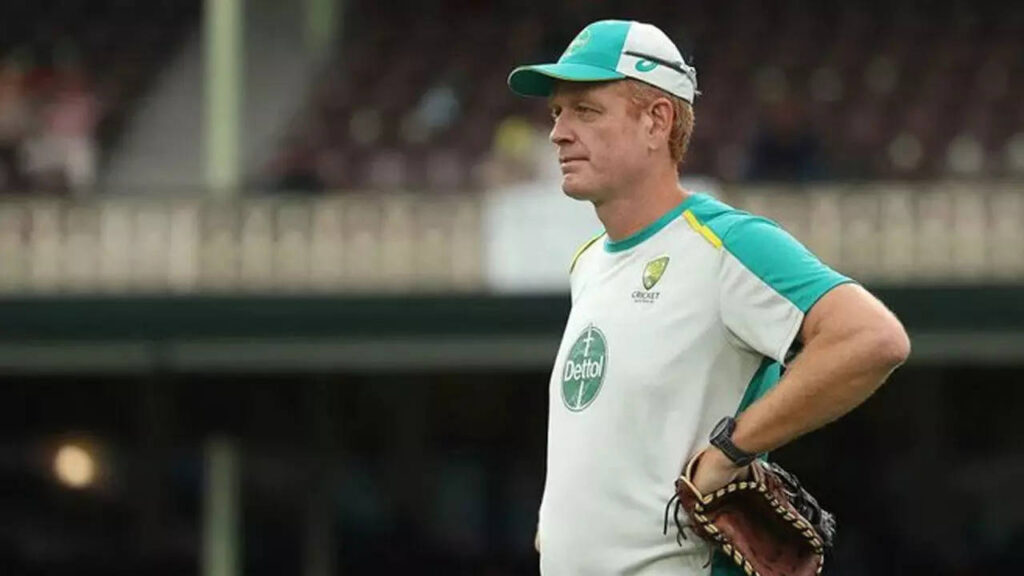 Covid-positive Australia coach McDonald to miss start of SL tour