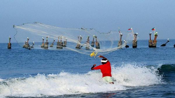 Pak to release 20 Indian fishermen on Monday: Gujarat officials