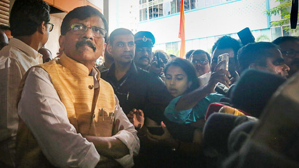 ‘The foolish ones are like walking corpses’: Sanjay Raut's fresh salvo at Shiv Sena rebels