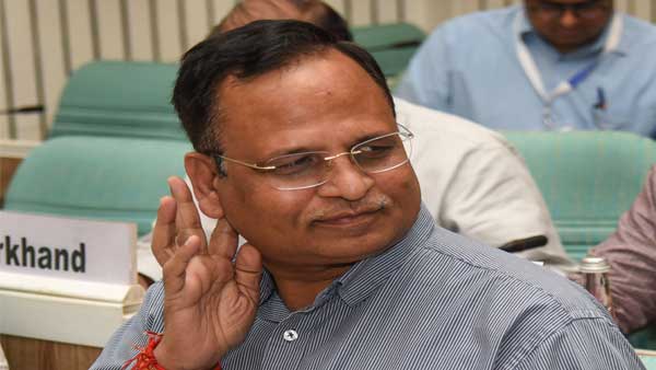 ED raids Satyendar Jain's residence in connection with hawala transactions related to Kolkata