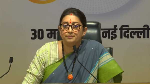 Cong leaders pressurising ED because their corruption has been exposed: Smriti Irani