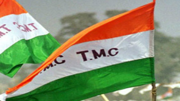 TMC protests outside Guwahati hotel hosting rebel Shiv Sena MLAs