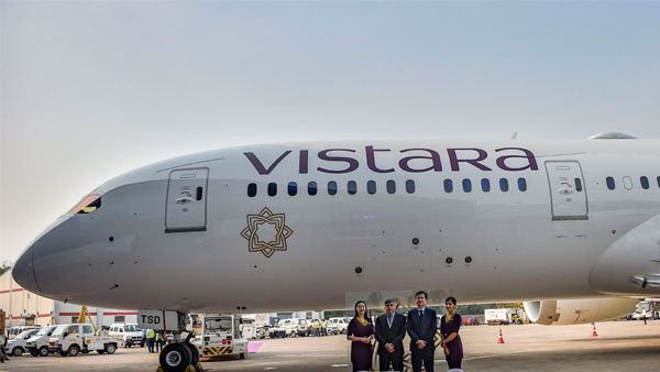 Vistara fined Rs 10 lakh for letting improperly trained pilot land flight in Indore