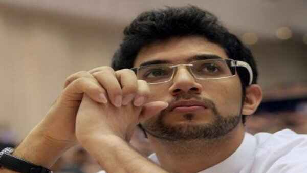 Maharashtra crisis: Aaditya Thackeray removes 'minister' from his twitter bio