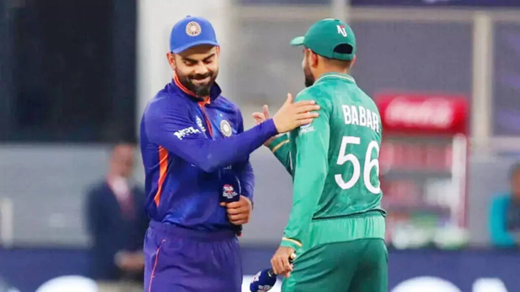 Virat Kohli replies to Babar Azam's 'stay strong' tweet