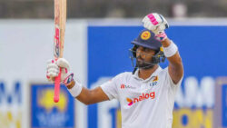 Chandimal powers SL's lead past 300 against Pakistan in first Test